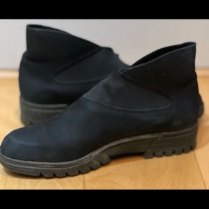 Arche Lomata Booties size 8